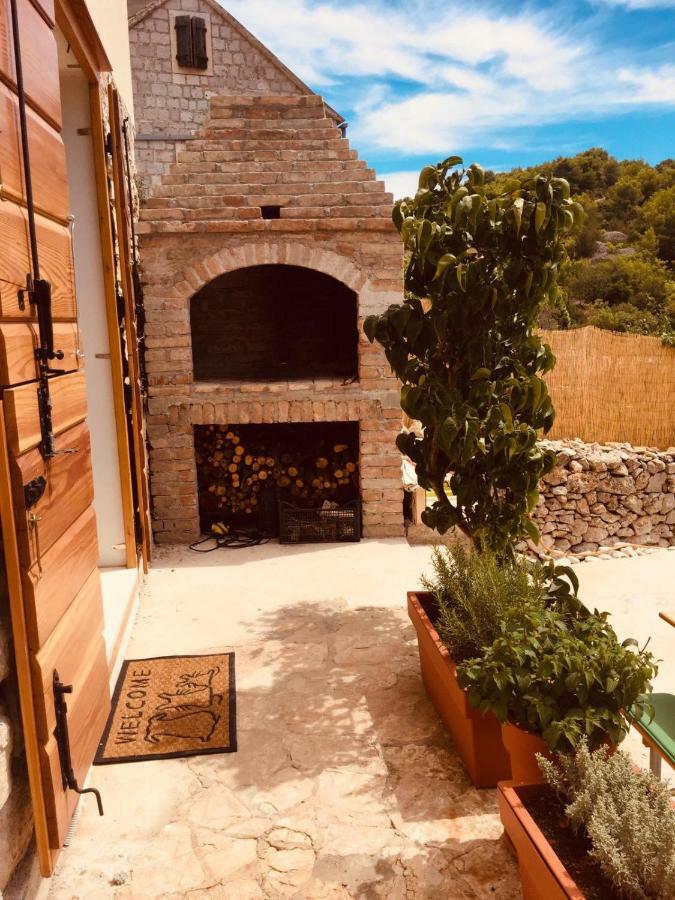 Villa Duboka, Otok Vis Komiža Exterior foto